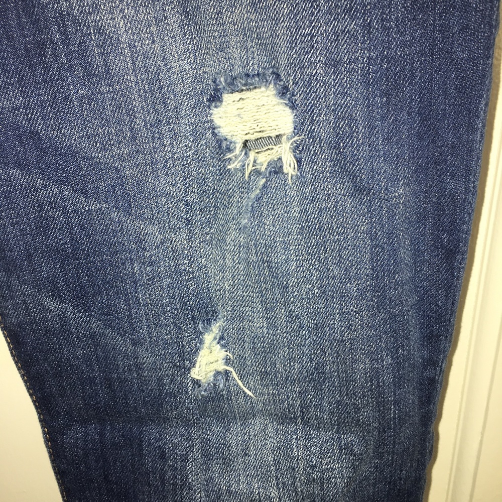 Abercrombie Ripped Jeans - Picture 3 of 6